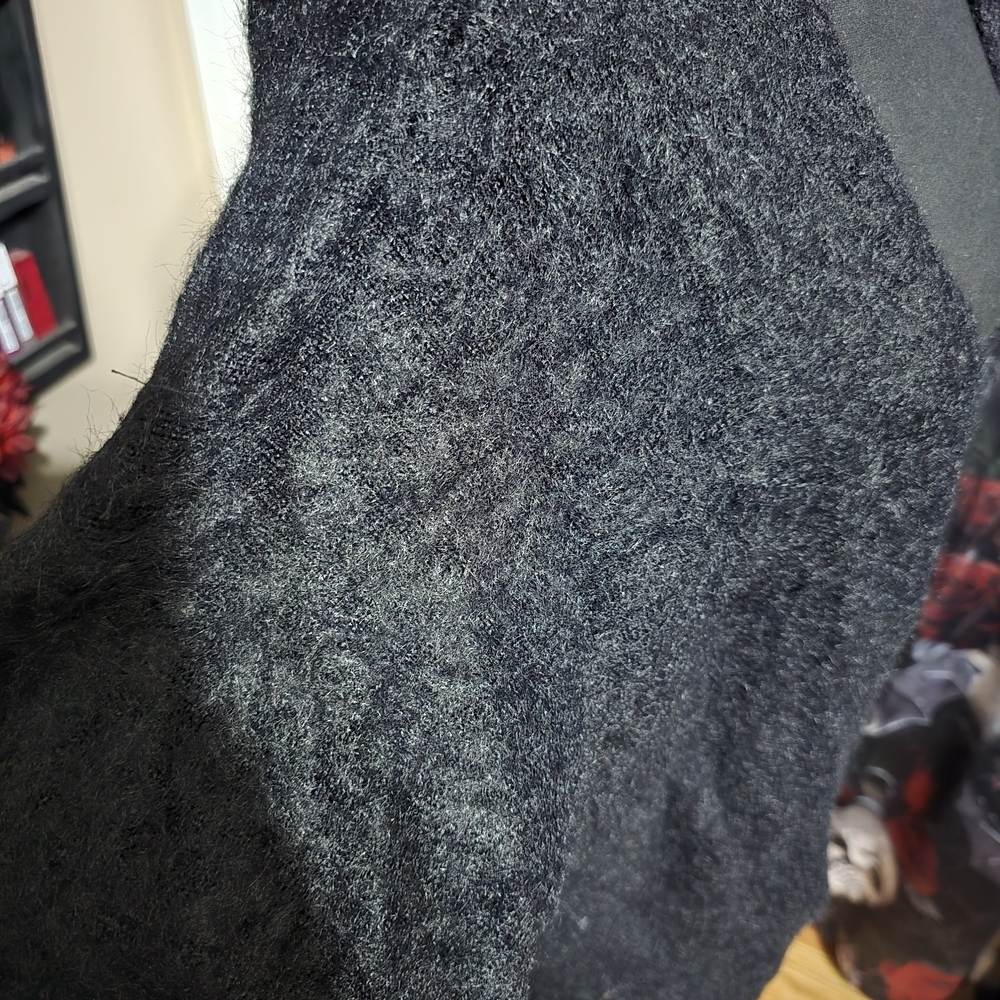 Women's Black Open-Front Fuzzy Cardigan, Med - Picture 3 of 4